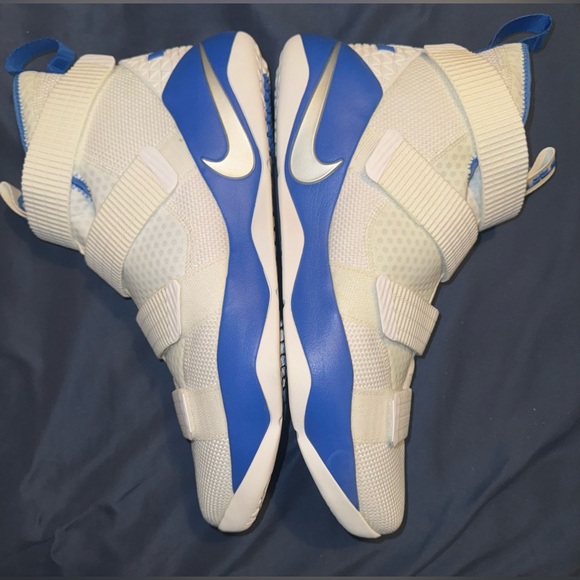 Nike LeBron Soldier 11 XI Size 13 TB White/Royal Blue/Metallic Silver NWB no lid - Picture 4 of 8